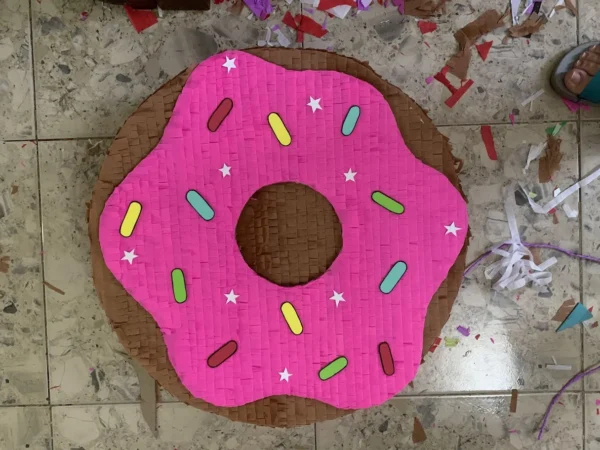 Piñata Donut