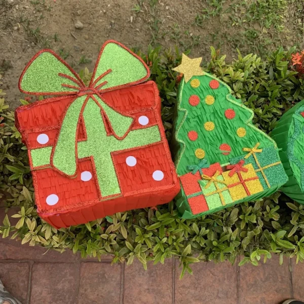Mini Piñatas Navideñas - Image 2