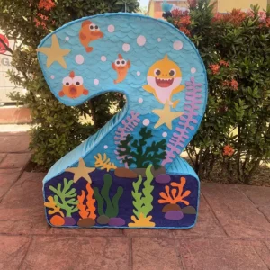 Piñata Numero Baby Shark