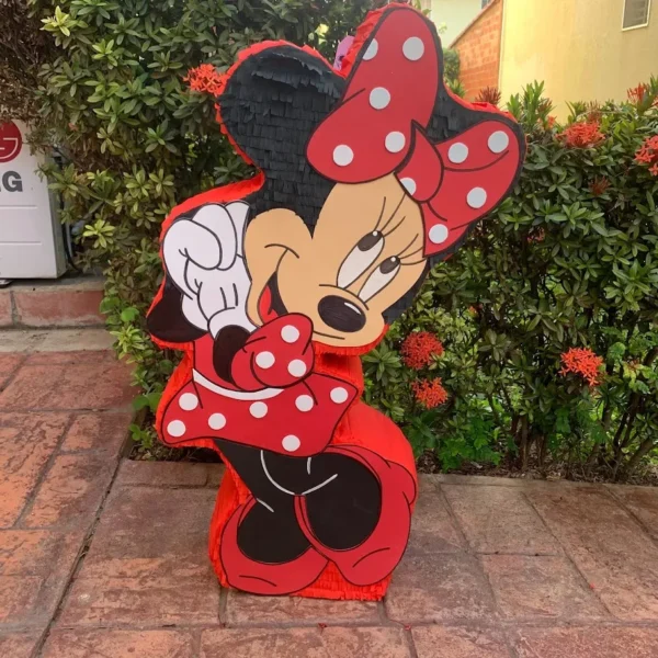 Piñata Minnie